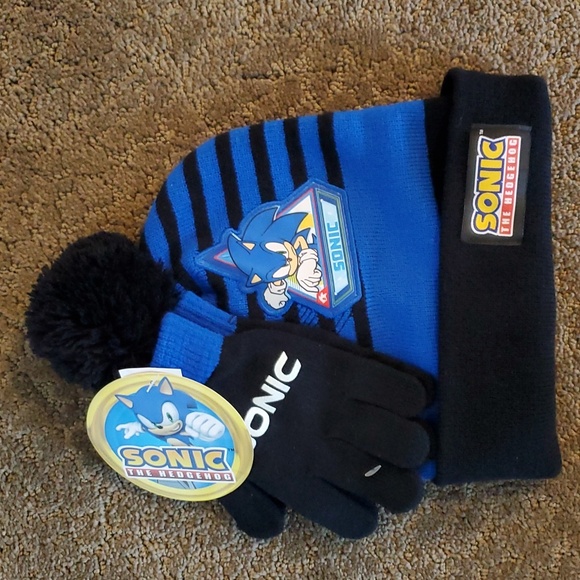 Boys Girls SONIC the HEDGEHOG Hat Beanie & Gloves Set Size 7-12 Knit Pom Pom NWT - Picture 1 of 2